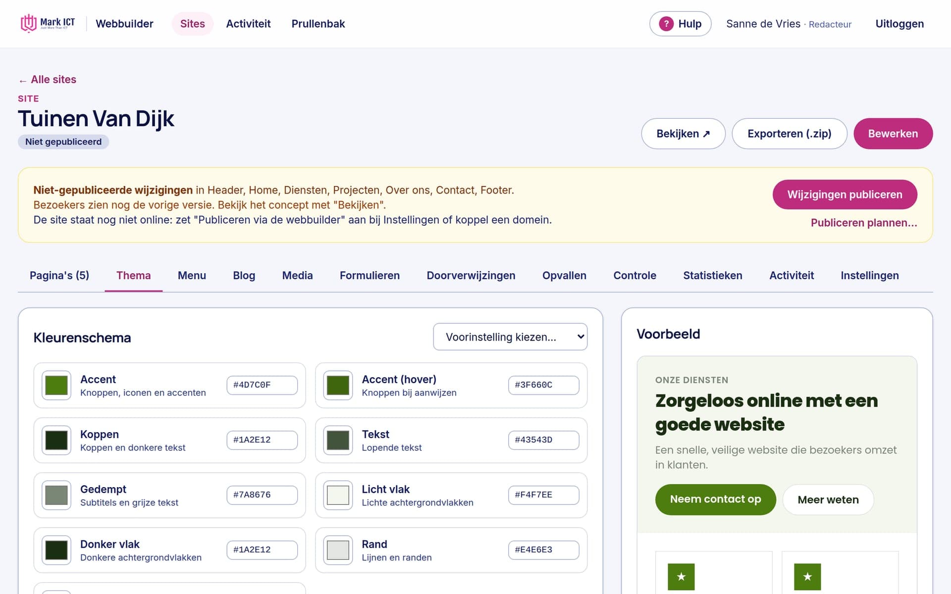 Thema-instellingen van een hovenierswebsite met kleurenschema en live voorbeeld in de webbuilder